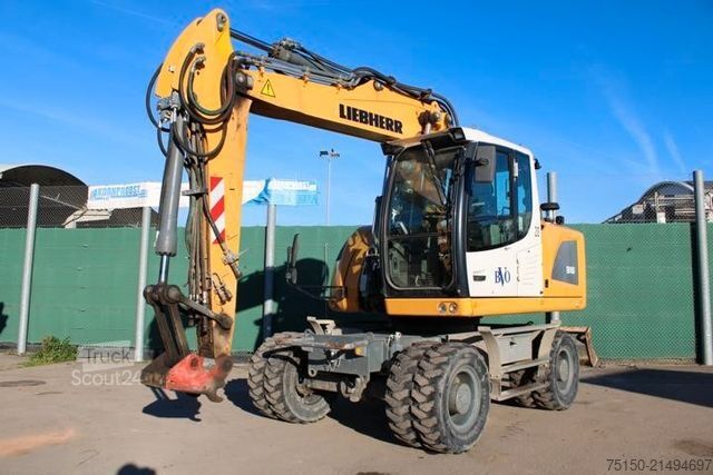 Gumikerekes kotrógép LIEBHERR A 916 - Nr.: 388