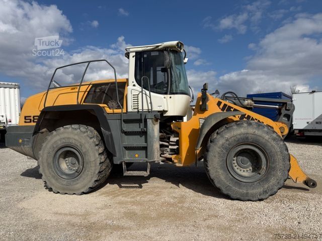 Tekerlekli yükleyici LIEBHERR L580 Radlader