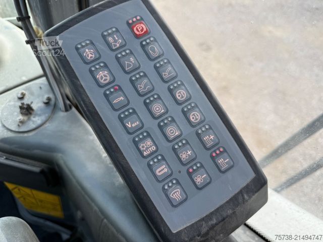 Tekerlekli yükleyici LIEBHERR L580 Radlader