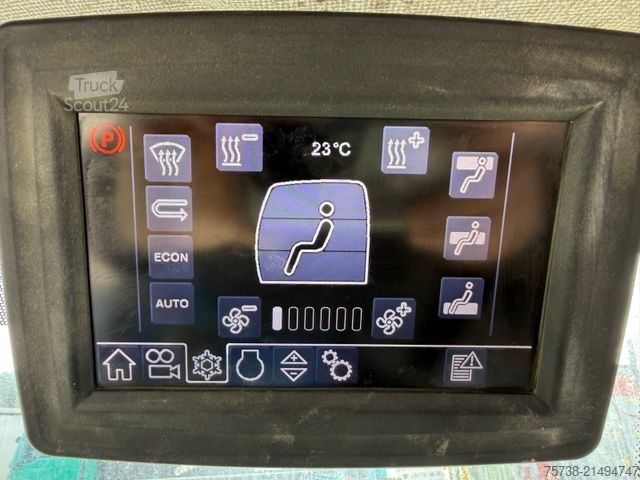 Tekerlekli yükleyici LIEBHERR L580 Radlader