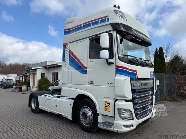 Standardni vlačilec DAF XF 530 SSC/Intarder/Kipphydraulik/EURO6 D/Leder