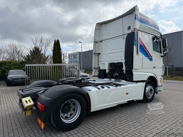 Standardni vlačilec DAF XF 530 SSC/Intarder/Kipphydraulik/EURO6 D/Leder