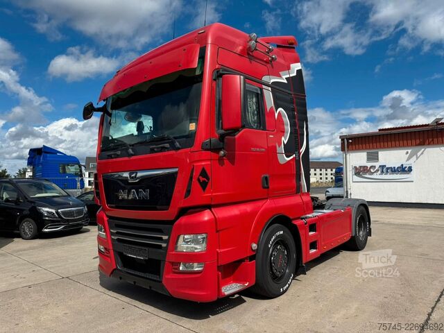 Standardni vlačilec MAN TGX 18.500*LION ED*RETARDER*STANDKLIMA*TV*KAFFE*