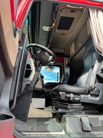 Standardni vlačilec MAN TGX 18.500*LION ED*RETARDER*STANDKLIMA*TV*KAFFE*