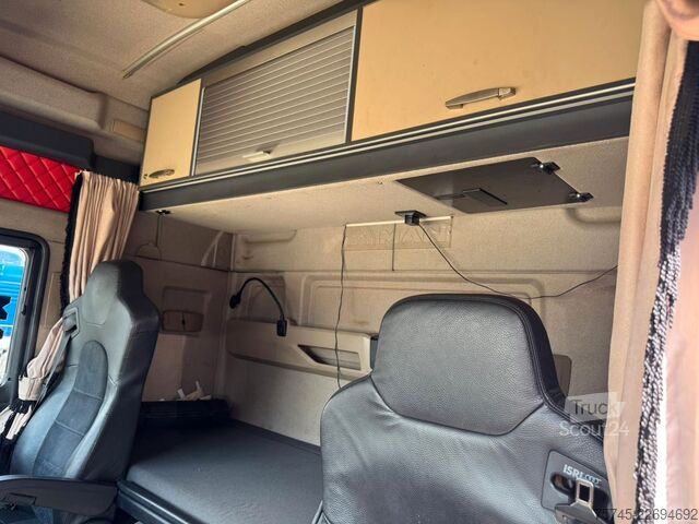 Standardni vlačilec MAN TGX 18.500*LION ED*RETARDER*STANDKLIMA*TV*KAFFE*