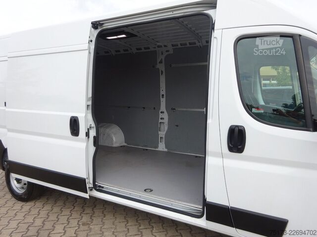 Furgoneta de caja alta FIAT Ducato Kasten 35 140 L4H2 Klima Kamera