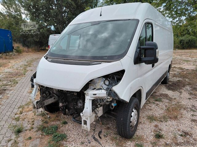 Furgone Citroën Jumper 35 L3H2 Club BlueHDi 140