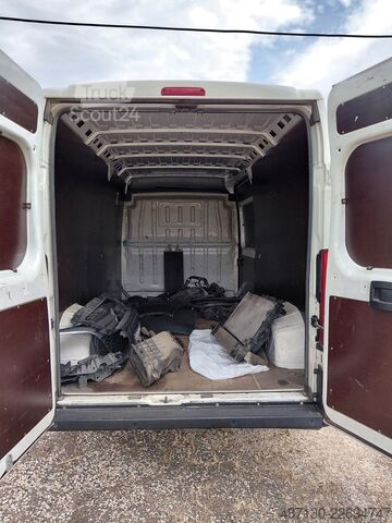 Furgone Citroën Jumper 35 L3H2 Club BlueHDi 140