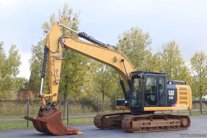 Telakaivukone Caterpillar 323EL | 323 EL | BUCKET | QUICK COUPLER