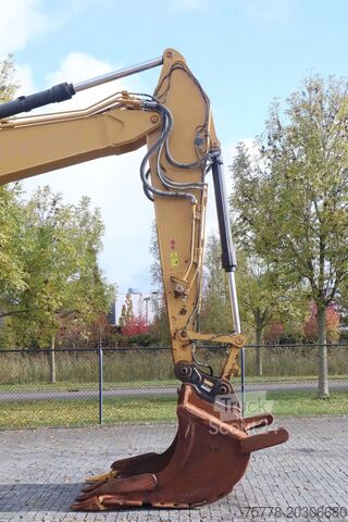 Telakaivukone Caterpillar 323EL | 323 EL | BUCKET | QUICK COUPLER