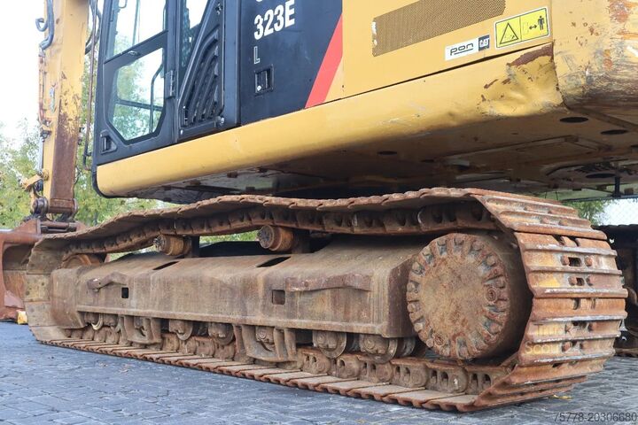 Telakaivukone Caterpillar 323EL | 323 EL | BUCKET | QUICK COUPLER