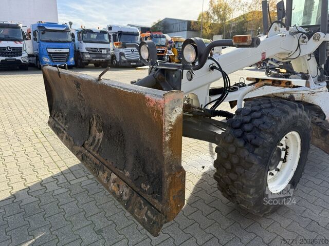 Grader New Holland F106.6A 6x6 12 TON RÓWNIARKA
