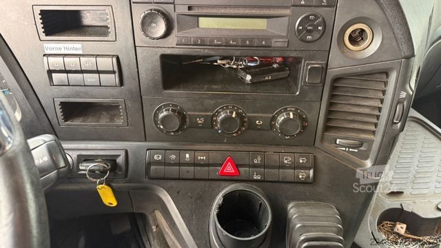 Φορτηγό κουτί (κουρμπαριστό) MERCEDES-BENZ AROCS 2742 KOFFERAUFBAU+LBW*2013*1HAND*EURO6*