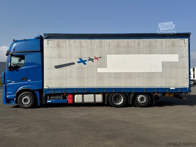 LKW mit Pritsche & Plane MERCEDES-BENZ ACTROS 2548 / GIGSPACE /  STAPLERHALTERUNG
