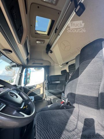 LKW mit Pritsche & Plane MERCEDES-BENZ ACTROS 2548 / GIGSPACE /  STAPLERHALTERUNG
