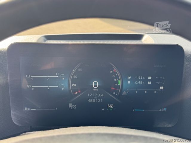 LKW mit Pritsche & Plane MERCEDES-BENZ ACTROS 2548 / GIGSPACE /  STAPLERHALTERUNG