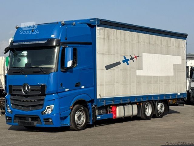 LKW mit Pritsche & Plane MERCEDES-BENZ ACTROS 2548 / GIGSPACE /  STAPLERHALTERUNG