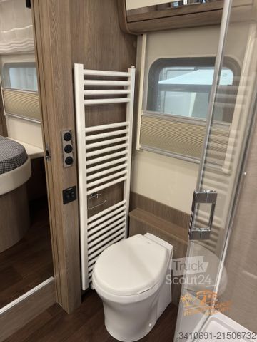 Camper integrado MORELO Palace 90 M Echtglas Wide-Axle Vollluft Gastank