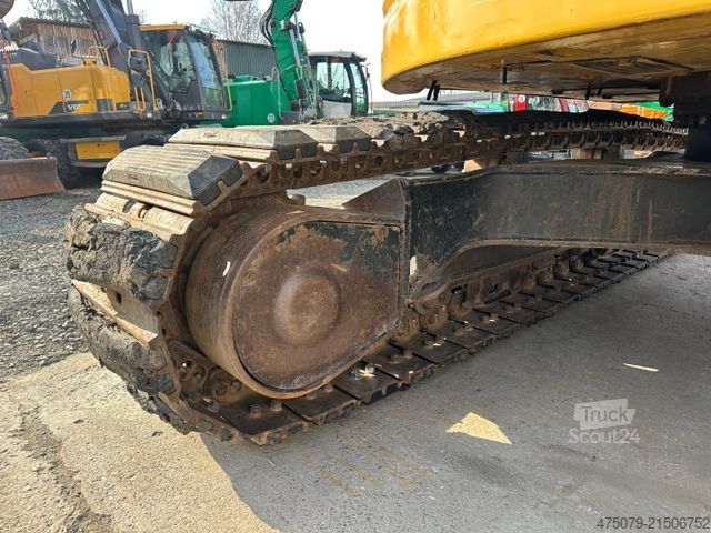 Chain excavator CATERPILLAR 325 FL CR / Gummipads
