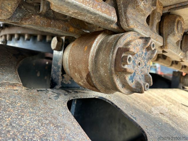 Chain excavator CATERPILLAR 325 FL CR / Gummipads