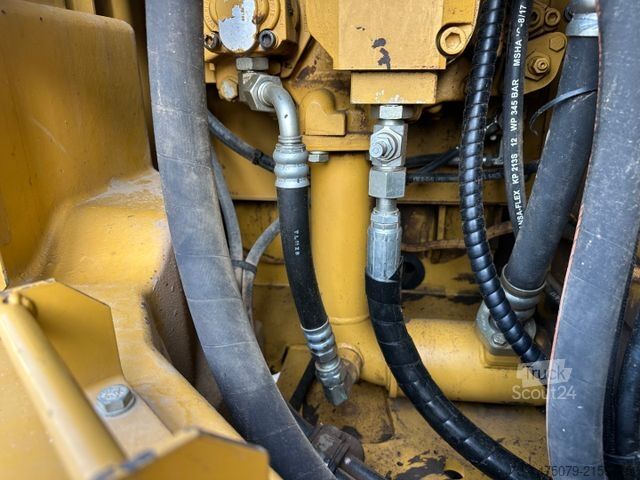 Chain excavator CATERPILLAR 325 FL CR / Gummipads