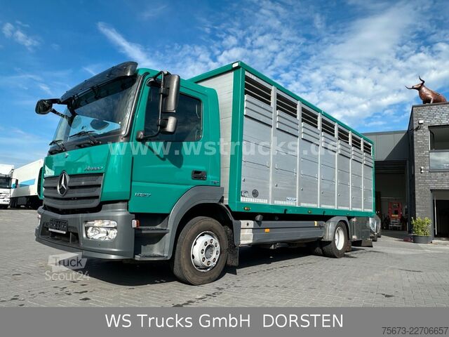 Sığır taşıma kamyonu MERCEDES-BENZ Atego 1327 Menke Einstock