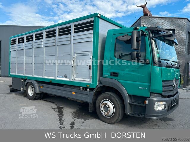 Sığır taşıma kamyonu MERCEDES-BENZ Atego 1327 Menke Einstock