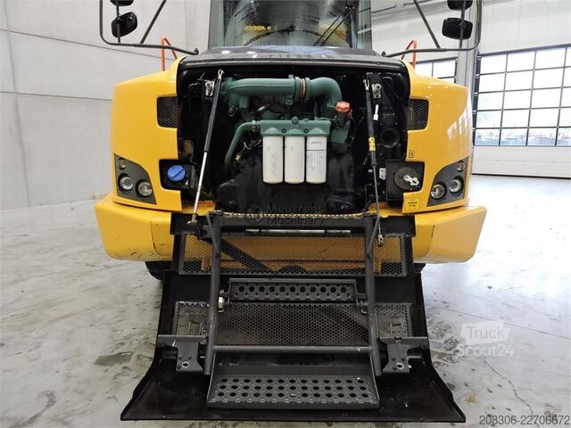 Sonstige VOLVO A30G