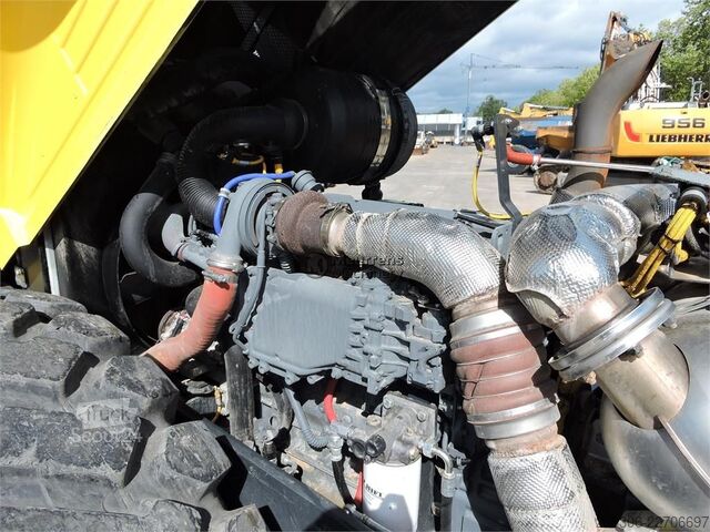 Walec jednobębnowy BOMAG BW226