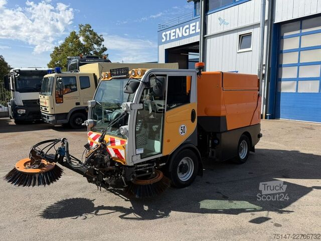 Aangepaste bestelwagen Bucher CityCat 2020 Euro 6 Klima 3x Besen Wasser