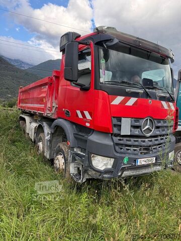 Tovornjak prekucnik MERCEDES-BENZ Arocs 4142 Kipper 8x6 2021