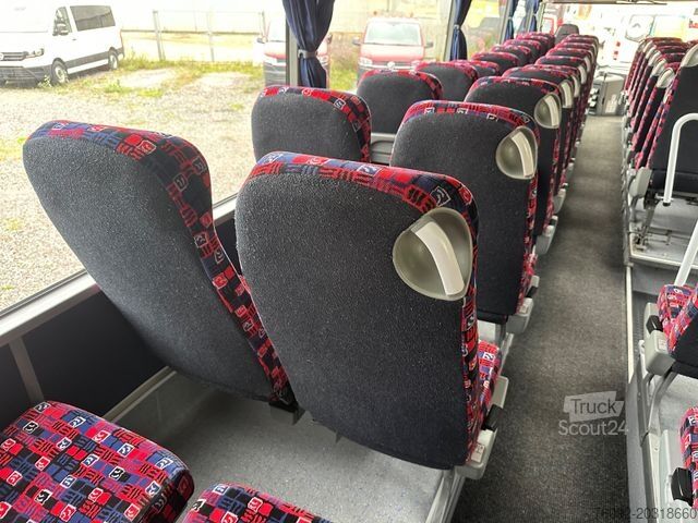 Starppilsētu autobuss MERCEDES-BENZ O550 Integro (58 Sitze*Klima)