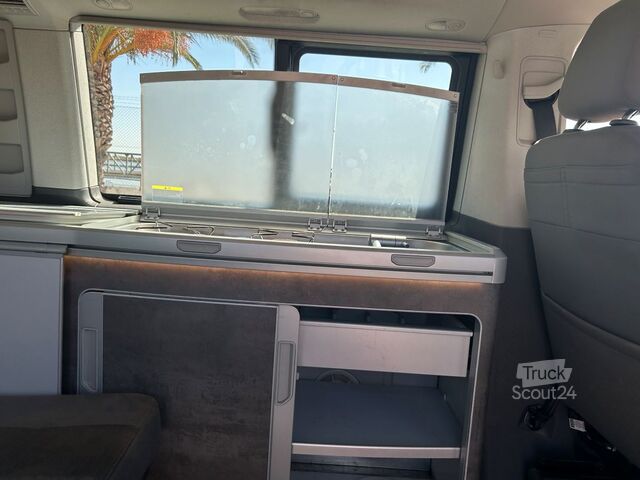Asuntovaunu Volkswagen California Camper | 2 Letti 4 Posti | Cucinotto + Letto Tetto
