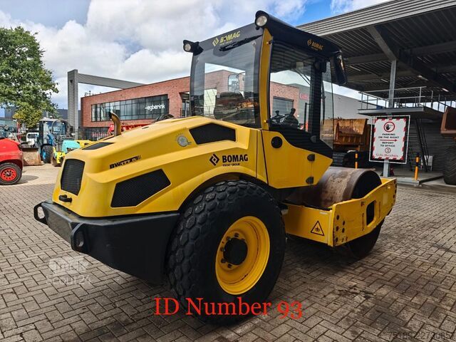 Rodillo neumático Bomag BW 177 D-5