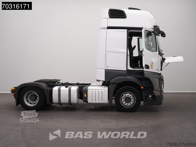Standard tractor Mercedes Actros L 1845 Actros 4X2 GigaSpace 2xTanks Stan...