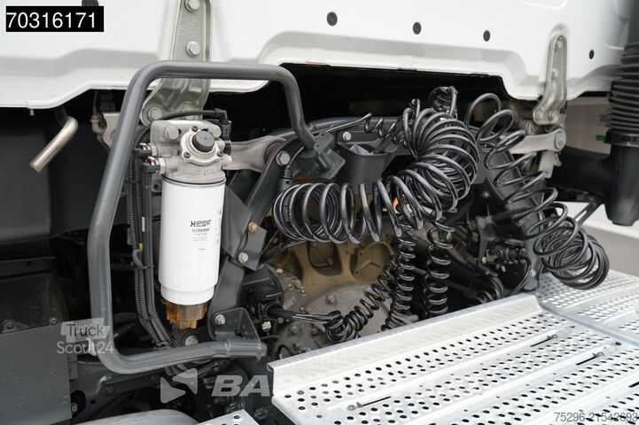 Standard tractor Mercedes Actros L 1845 Actros 4X2 GigaSpace 2xTanks Stan...