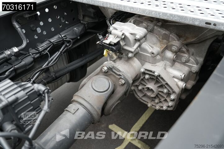 Standard tractor Mercedes Actros L 1845 Actros 4X2 GigaSpace 2xTanks Stan...