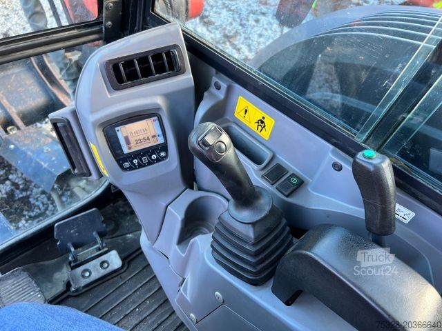 Chain excavator KUBOTA KXO80-4 Powertilt 3x Löffel