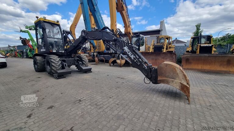 حفارة ذات عجلات Mecalac 12 MTX