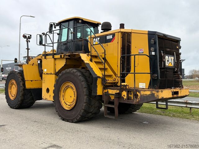 Carregadeira Caterpillar 988K