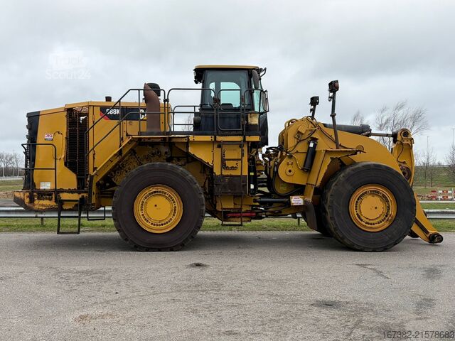 Carregadeira Caterpillar 988K