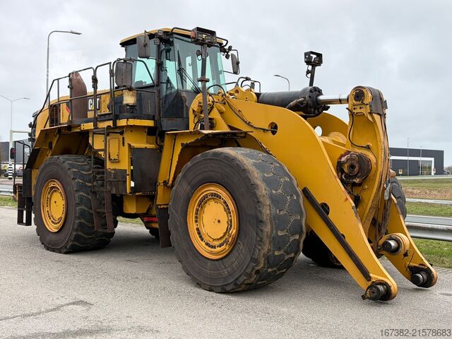 Carregadeira Caterpillar 988K