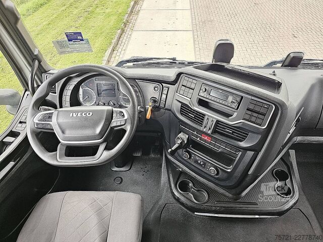 Standaard trekker IVECO S-WAY AS440S49 dubble Tank