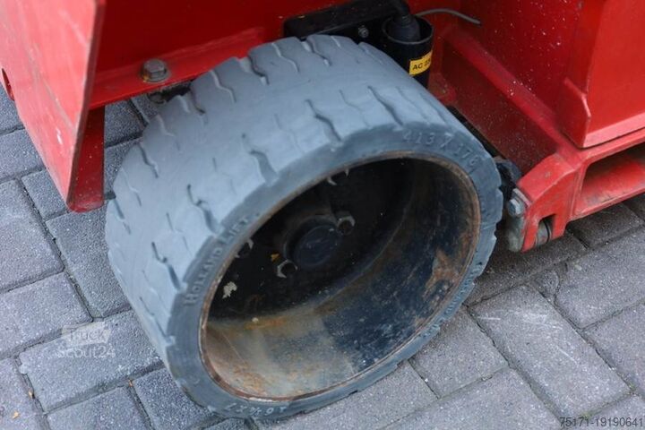 Scissor lift Holland Lift Ecostar HL-9710 Electric, 12m Working Height, 325k