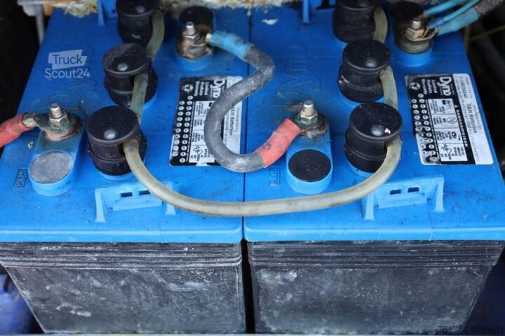 Scissor lift Holland Lift Ecostar HL-9714 Electric, 12m Working Height, 325k