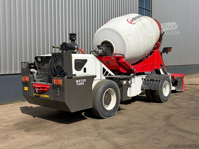Blender Minrui 4M3 Self Loading Concrete Mixer 4x4
