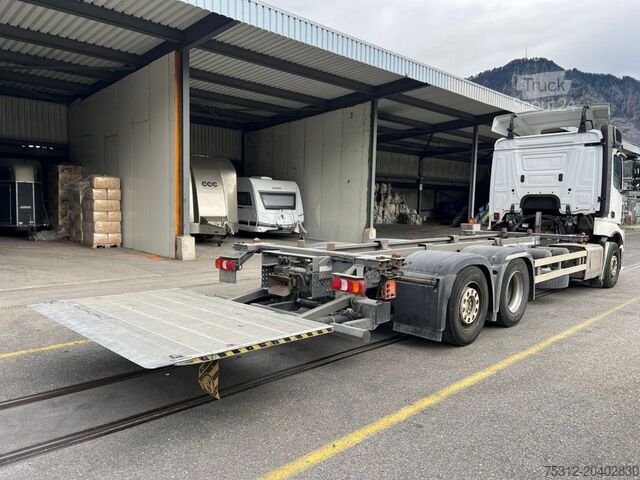 Nákladné vozidlo s výmennou nadstavbou Mercedes-Benz Actros 2545  E6 Retarder Lift Lenk LBW AHK
