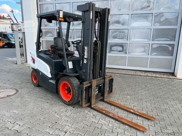 възможен мотокар Bobcat D30NXS / nur 482h! / 12.2023 / SS