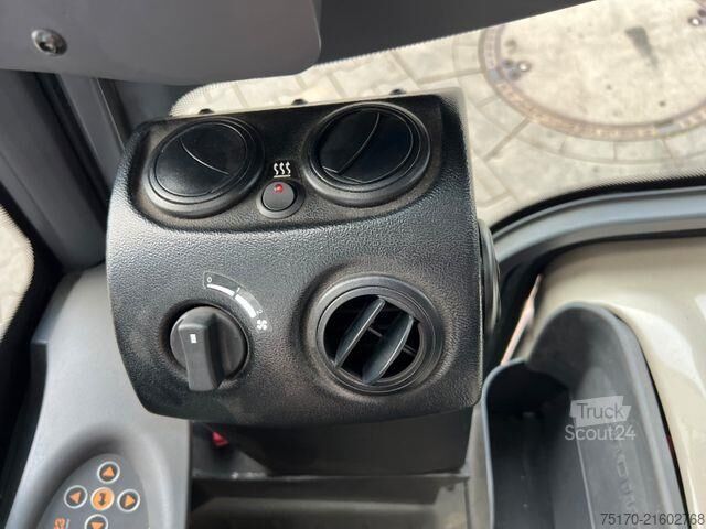 възможен мотокар Crown SCT6020-1.3 / Triplex 4,3m / 1.227h / 2017