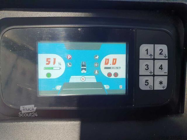 възможен мотокар EP Equipment EFL 702 / 7T / Triplex: 5,40m / ZVG